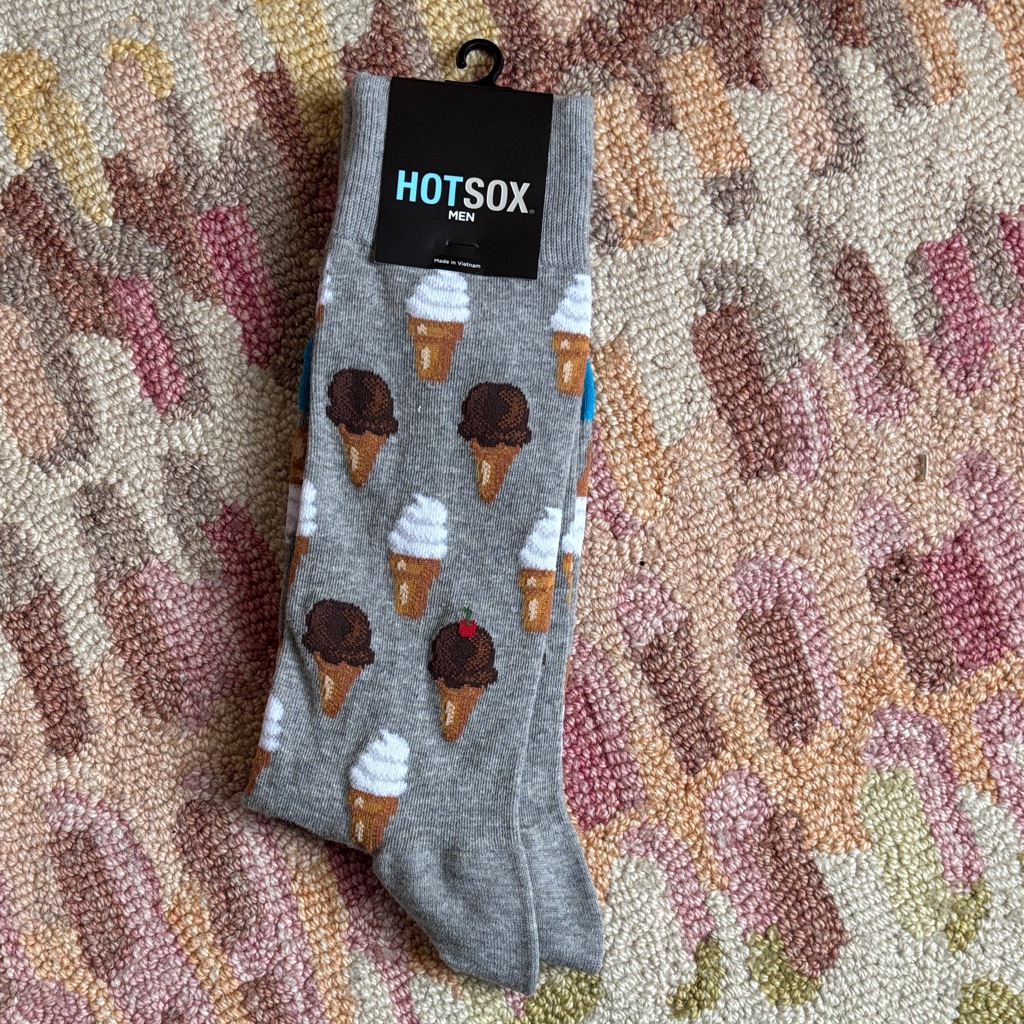 Host Pickhot Sox Men Grey Ice Cream Cone Socks Nwt We All Scream For Ice Cream — image 3 of 8